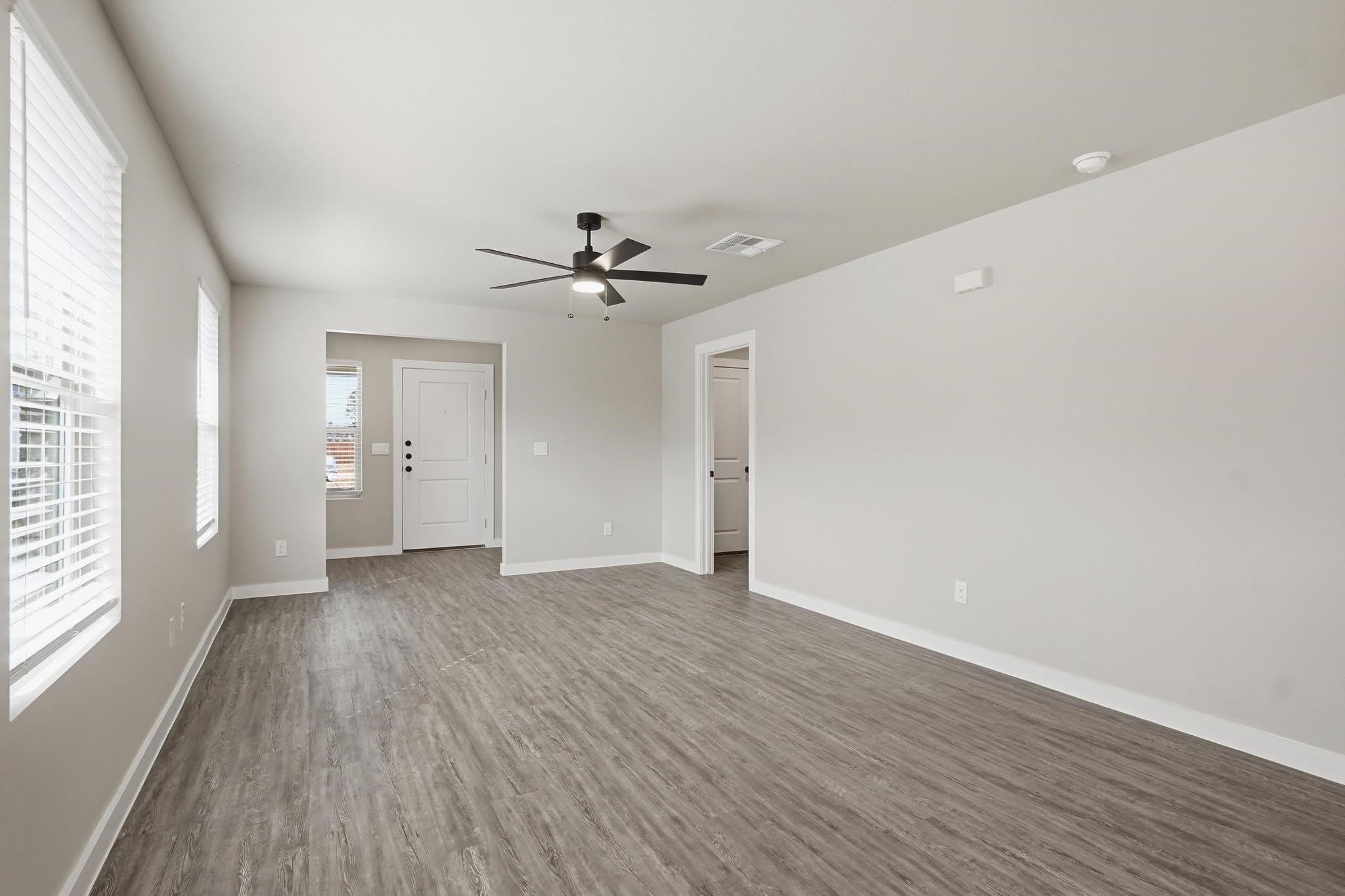 435 Colorado Street – photo 3