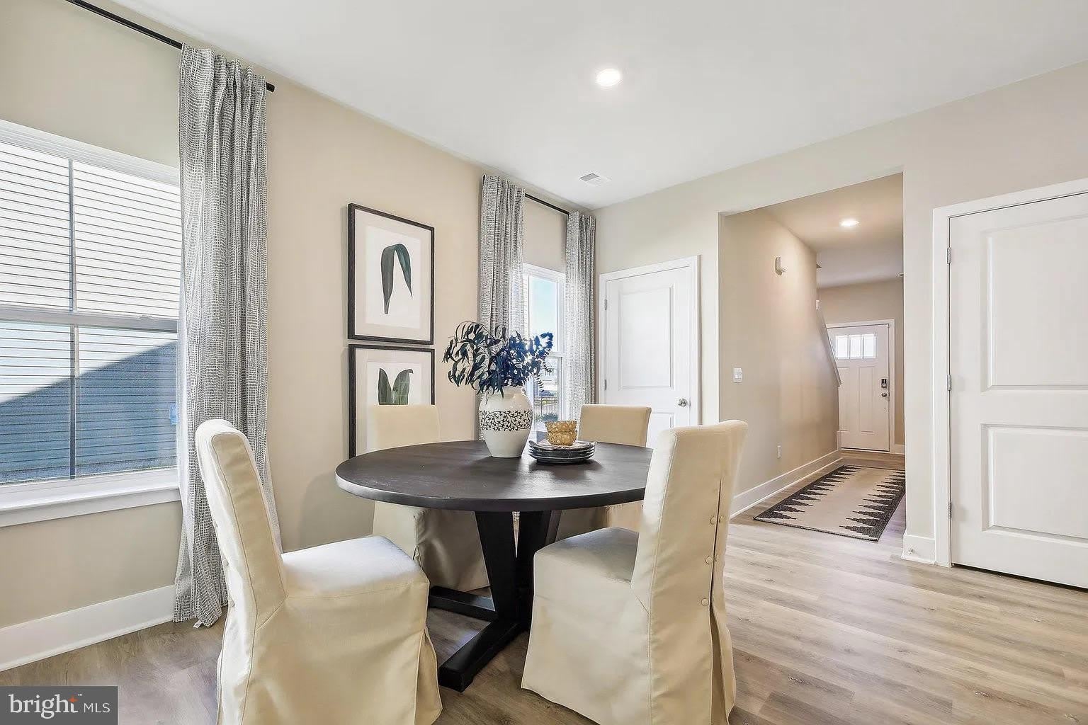111 CHARING CROSS Drive – photo 5