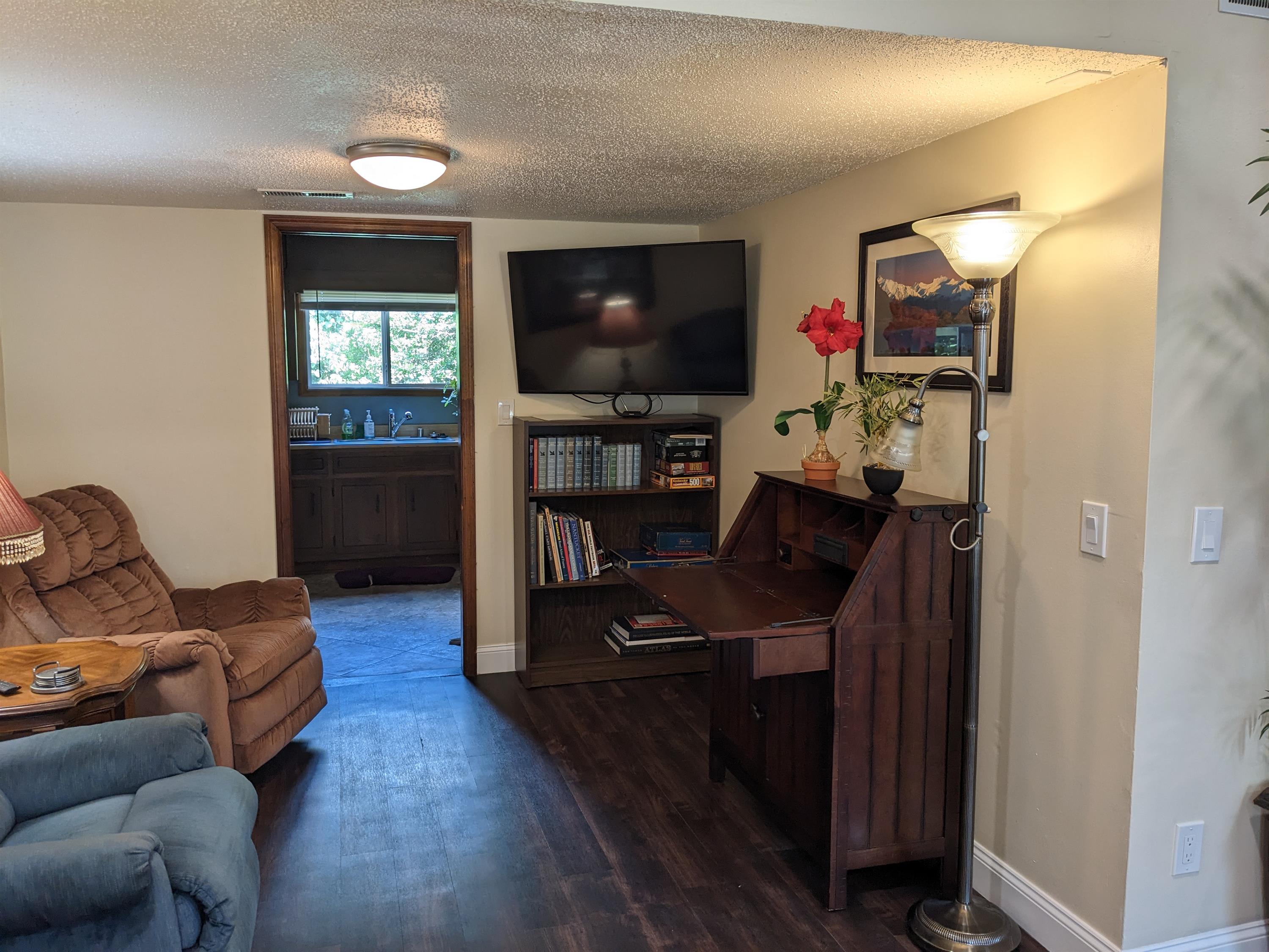 9001 Mahogany Row Southeast – photo 4