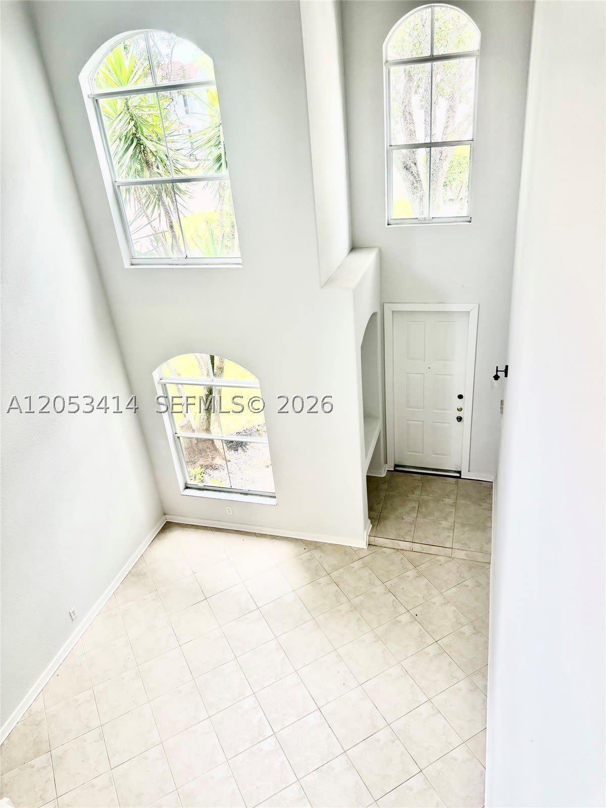 4946 SW 38th Way – photo 3