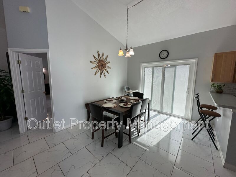 645 Majesty Drive – photo 3