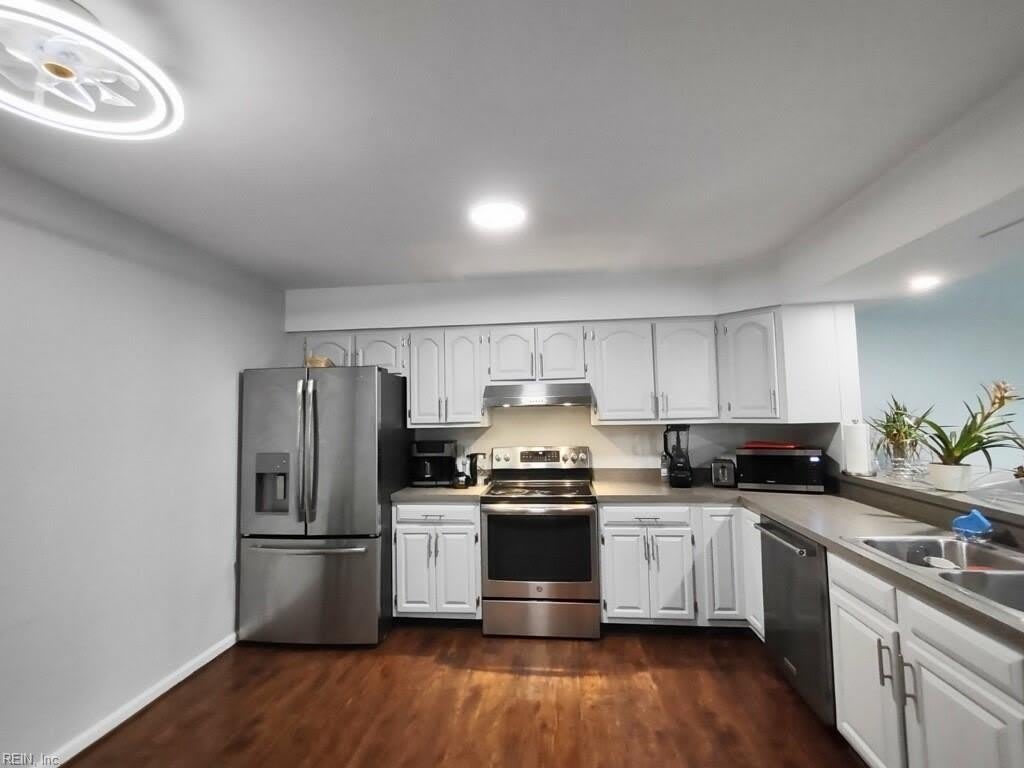 2205 Timberdale Court – photo 2