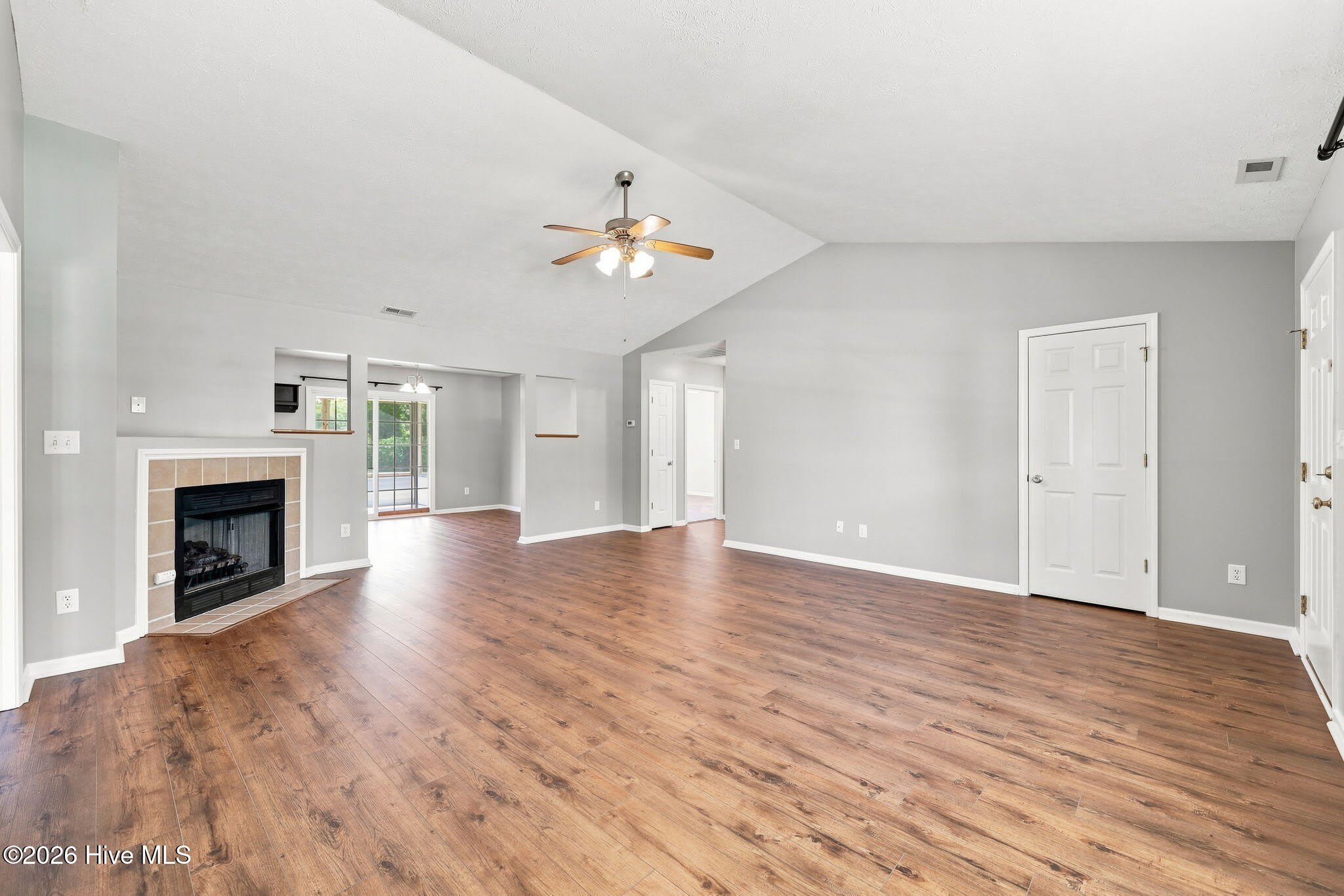 308 Carrie Court – photo 5