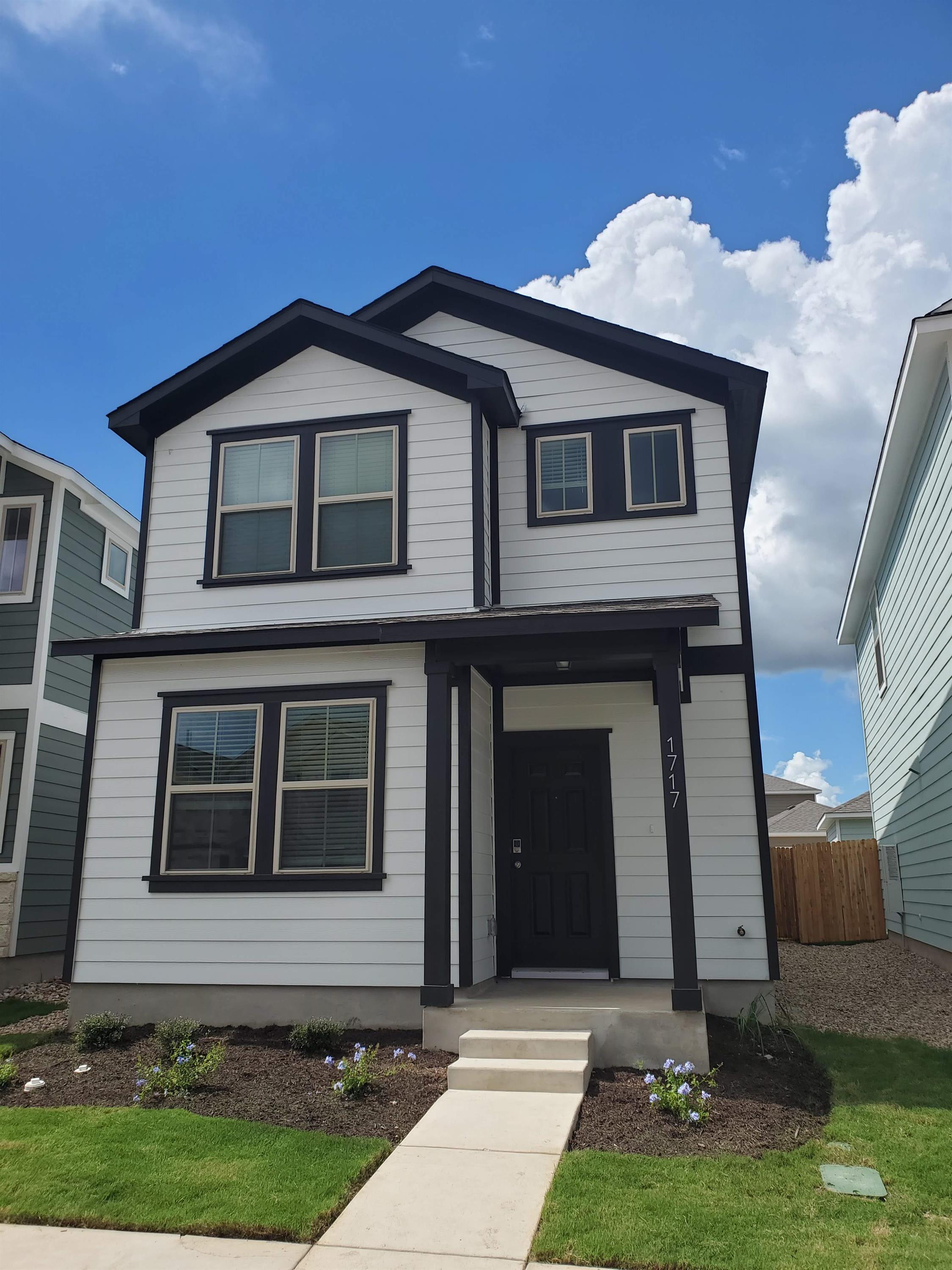 1717 Fountain Bridge Drive 1 – photo 1