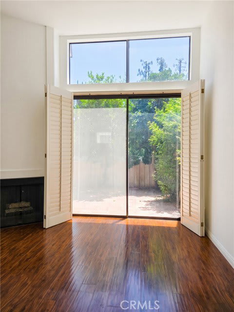 6121 Shoup Avenue – photo 2