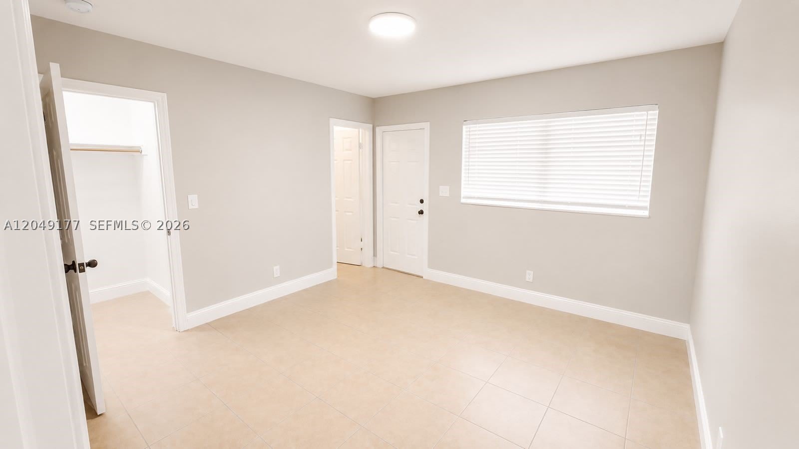2332 Roosevelt St – photo 4