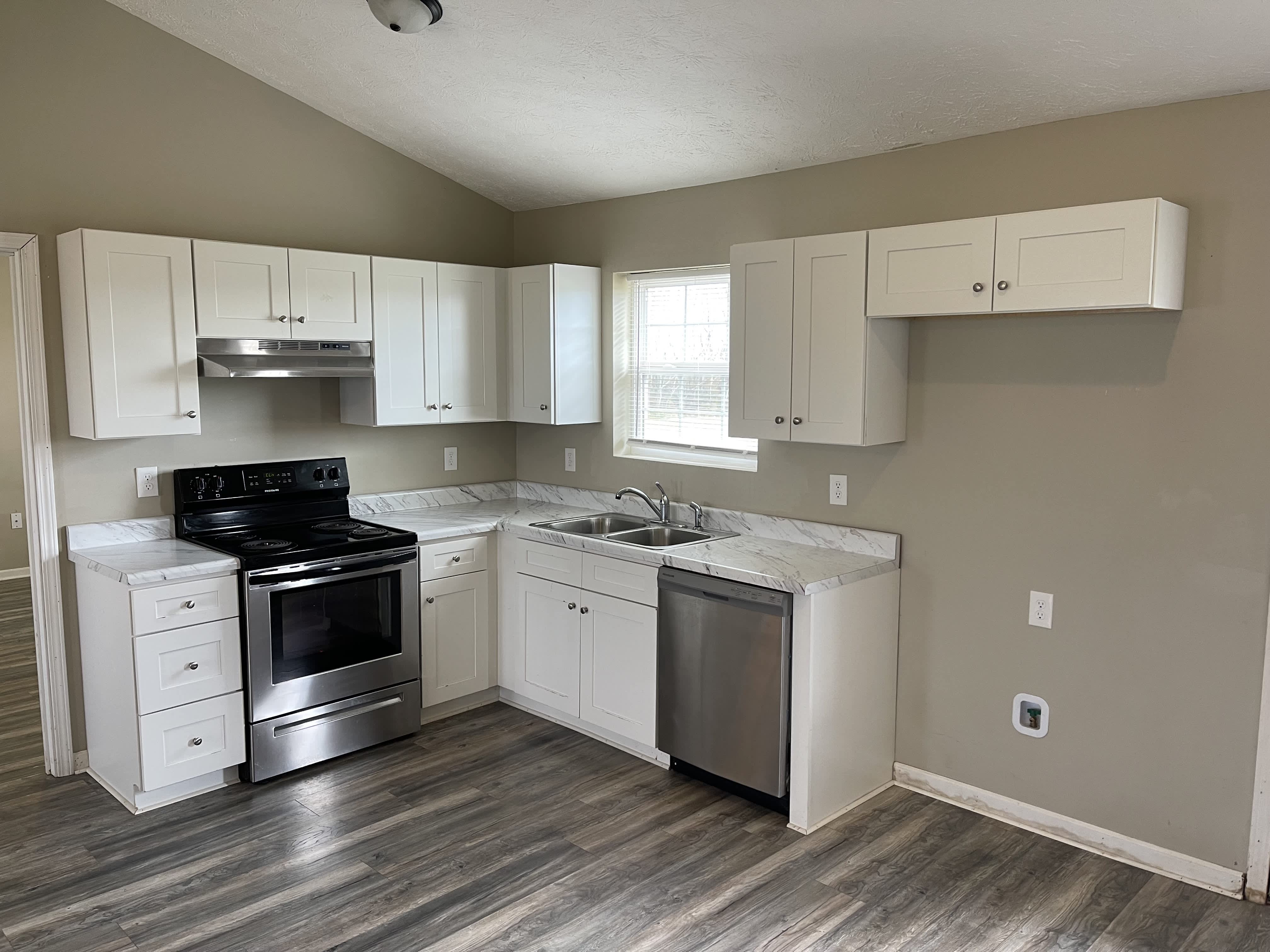 1442 Quarles Rd – photo 4