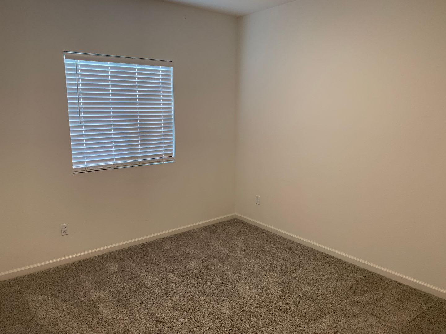 Charming One Bedroom & Bath & Kitchen ADU Located In The Heart Of Patterson, Ca! – photo 5