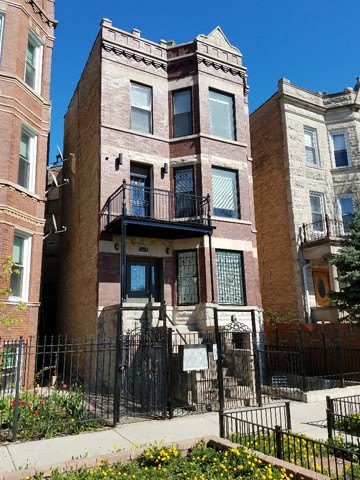 1437 N Washtenaw Avenue – photo 1