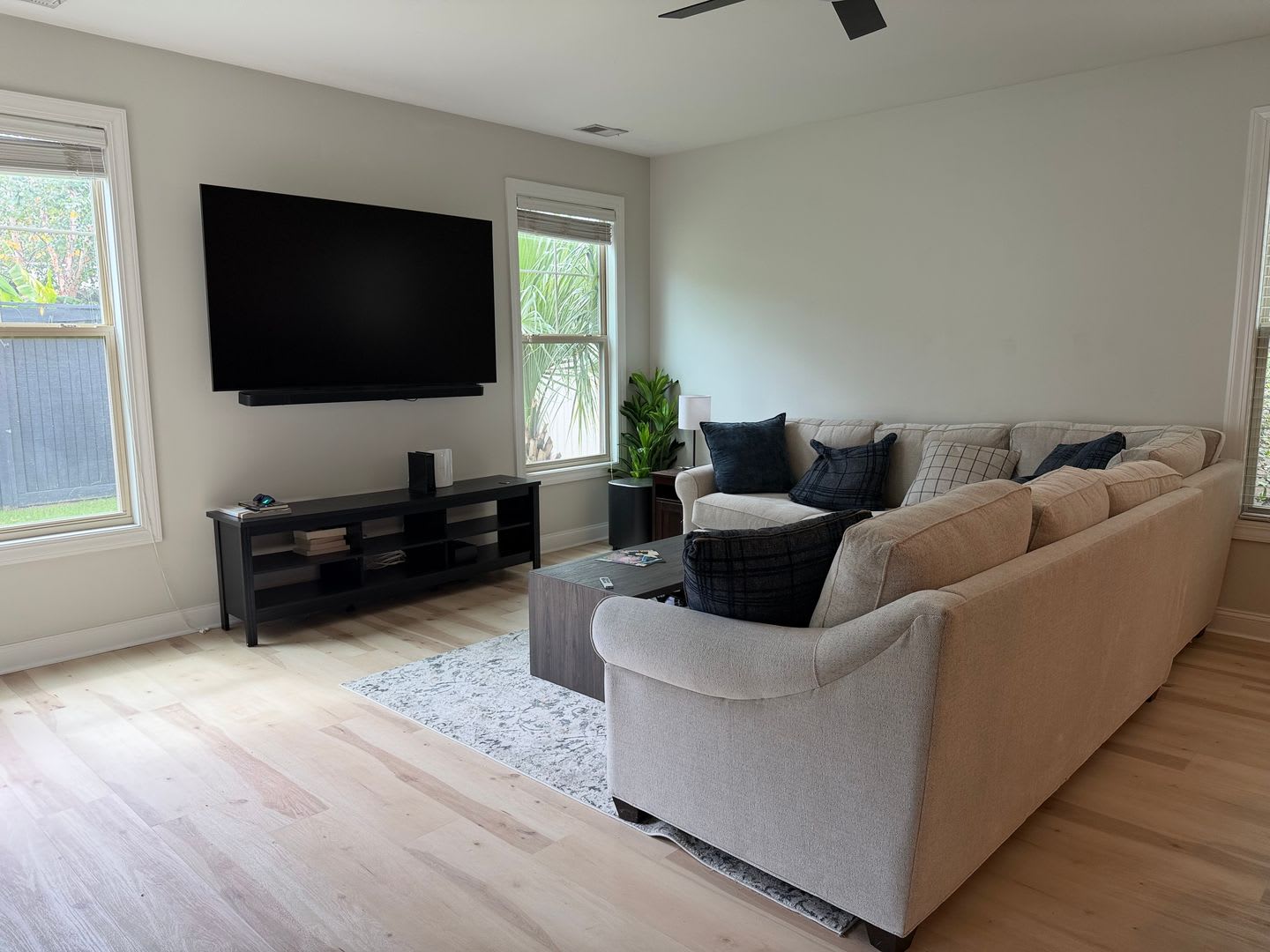 Furnished Updated Home W Fenced Yard – photo 3