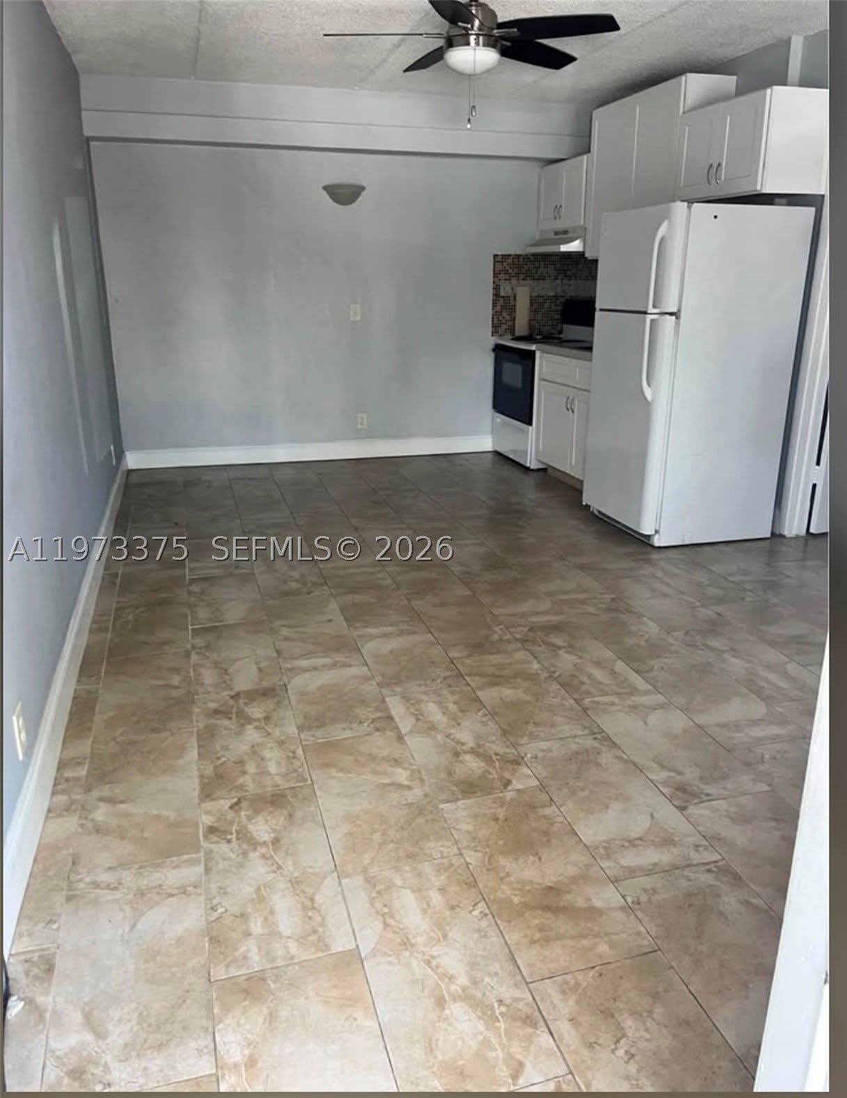 3211 SW 44th St – photo 2