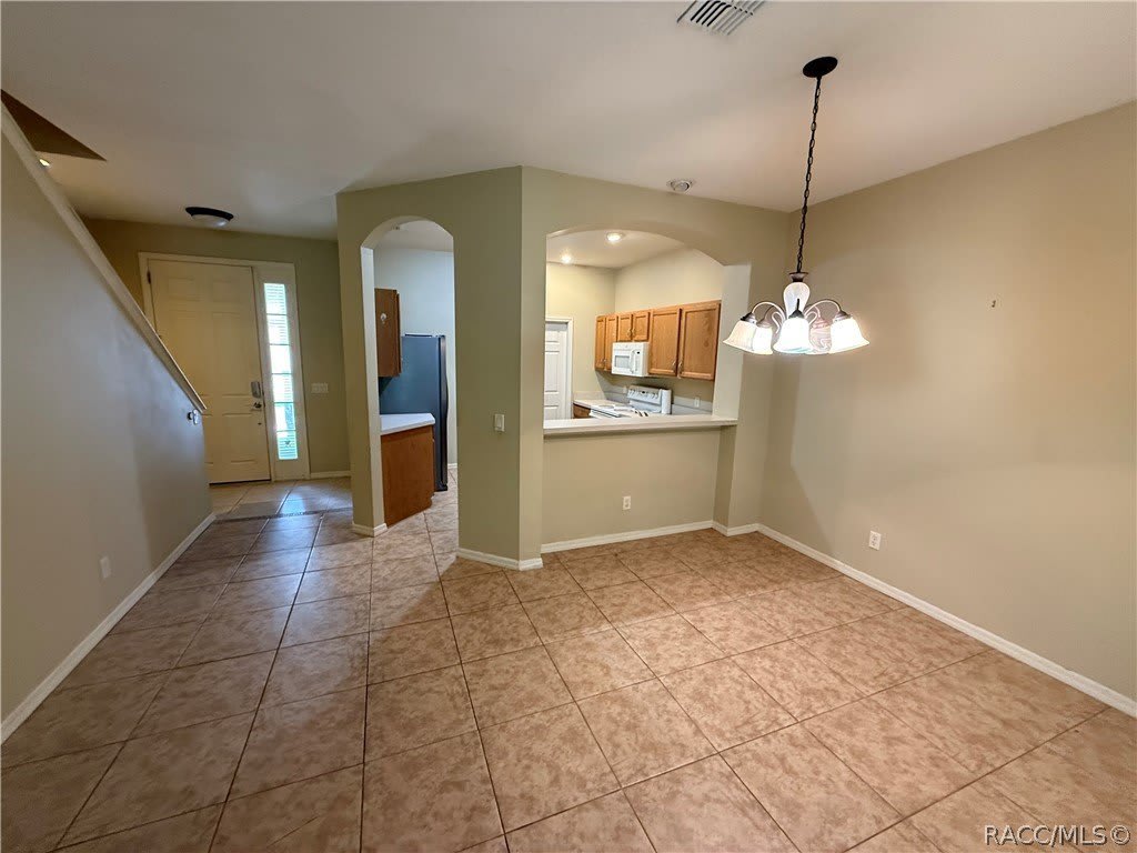 1658 W Spring Meadow Loop – photo 2