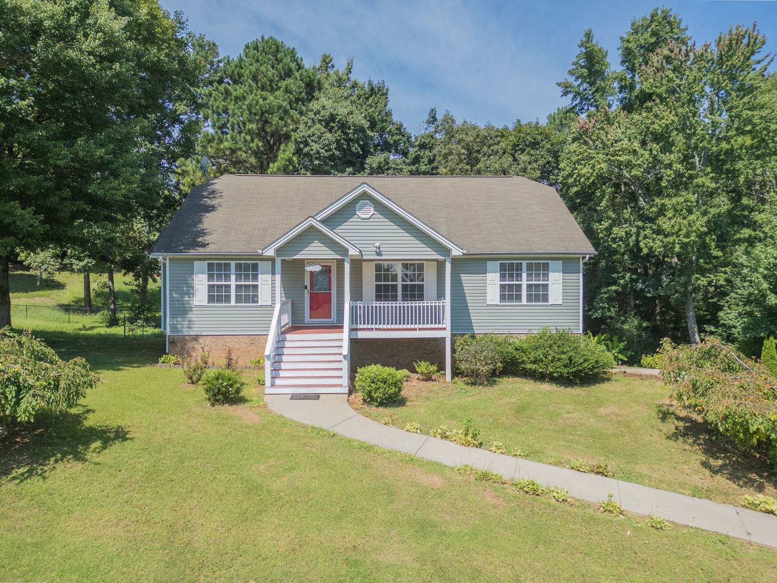217 Home Place Ct SE – photo 1
