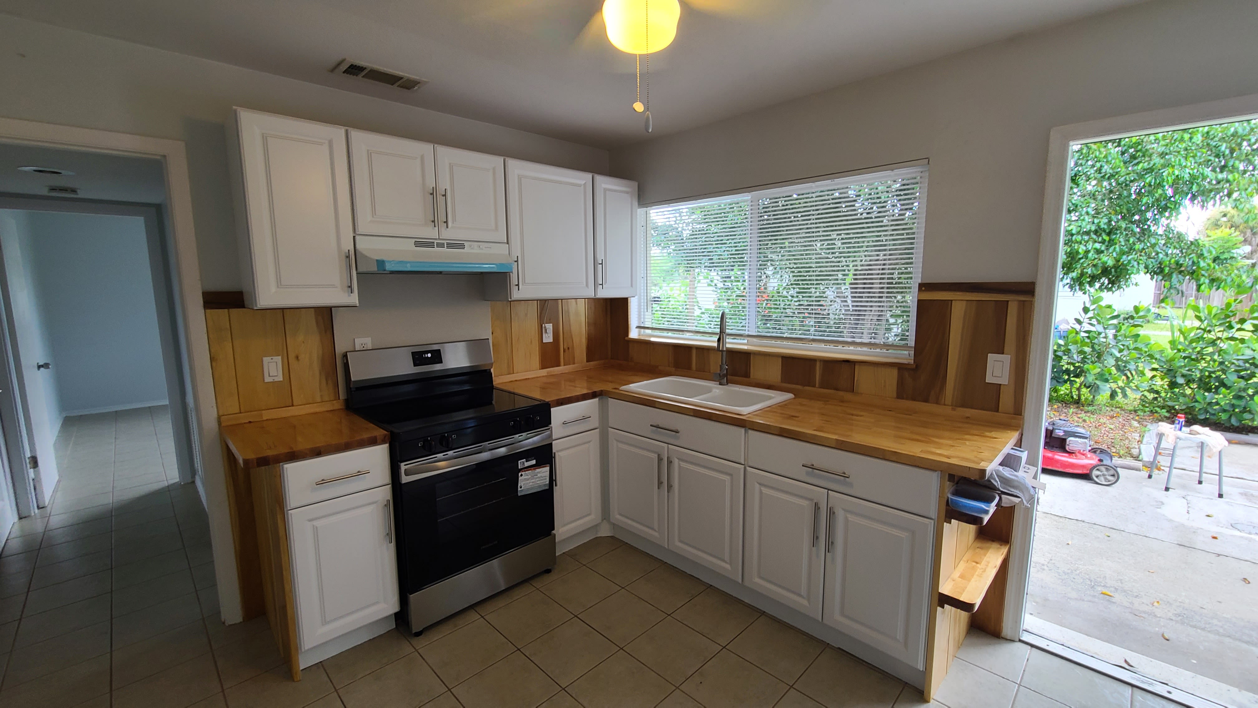 203 Santurce Avenue – photo 3