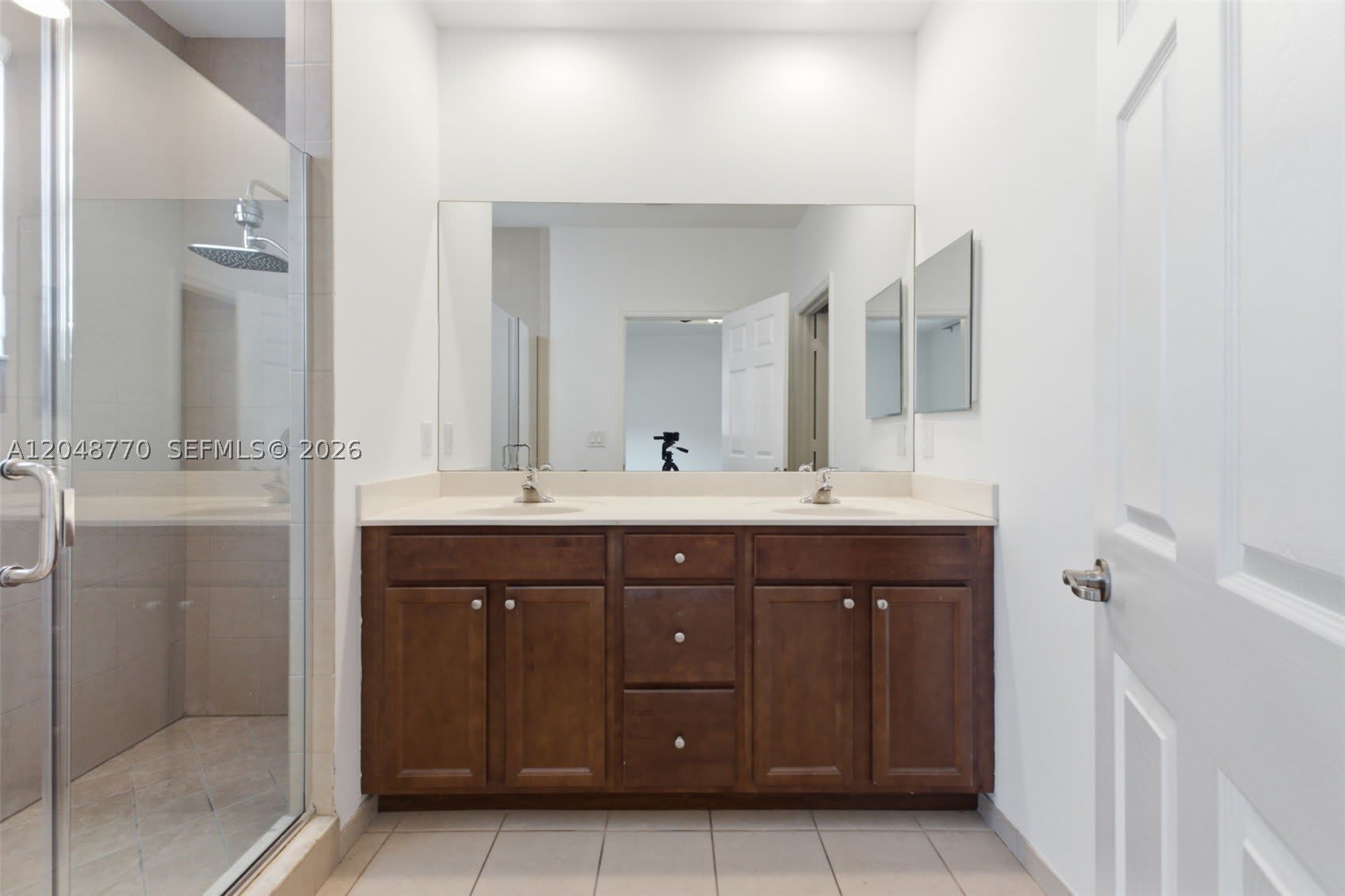 8820 NW 103rd Ave – photo 5