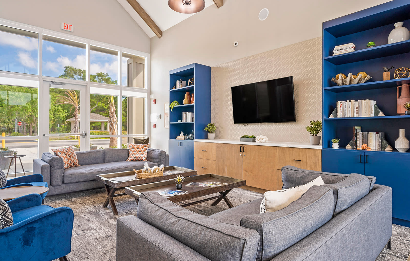 Taylor Pointe Apartments – photo 2