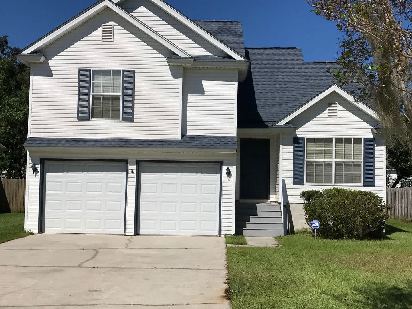 Great Georgetown Home – photo 2