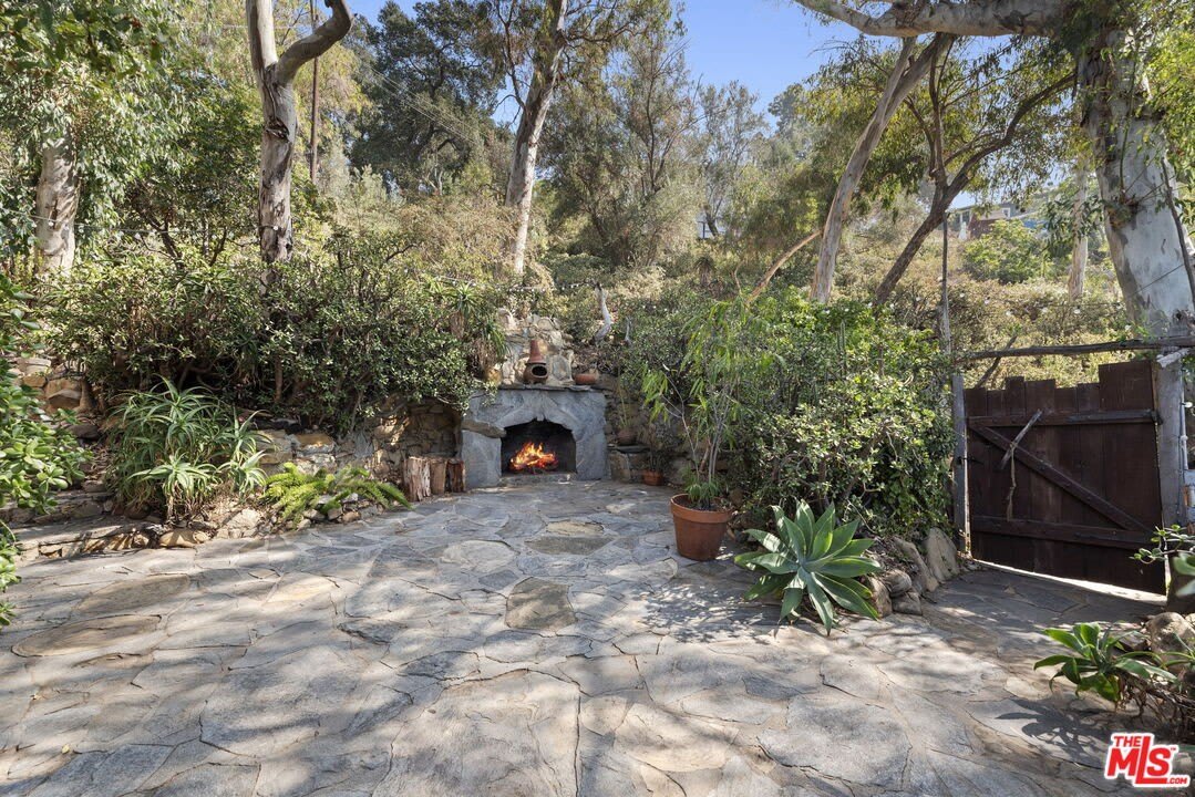 1431 Avon Park Ter – photo 4