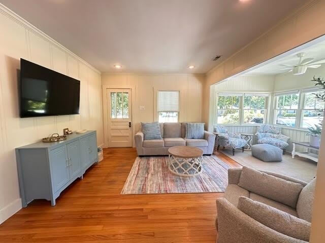 1150 Pleasant Pines Street – photo 4