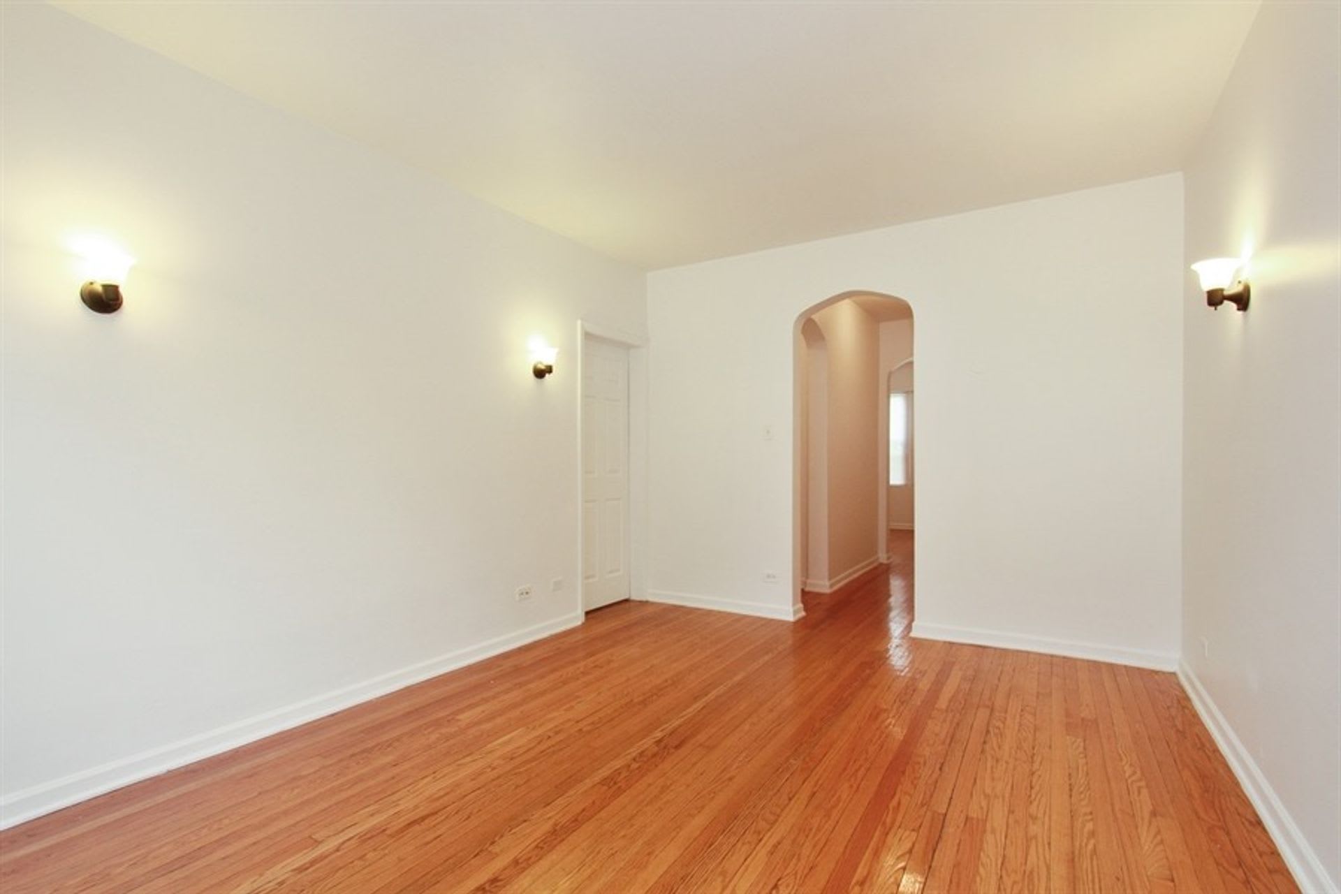 6912 North Ravenswood – photo 4
