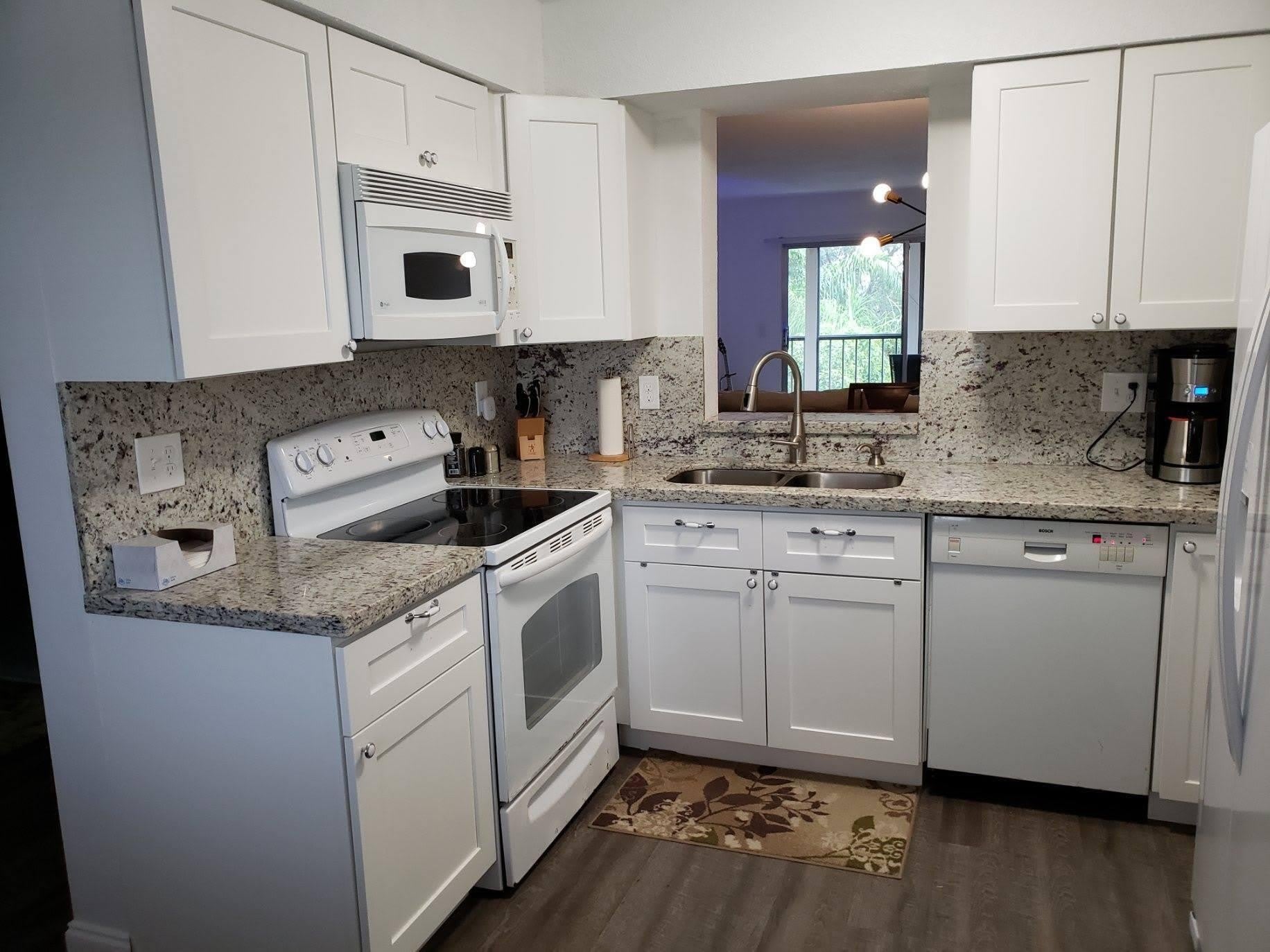 7281 Amberly Lane – photo 1