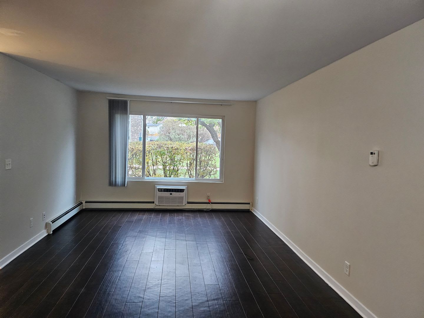 1400 Light Road Unit 207 Oswego, IL 60543 – photo 3