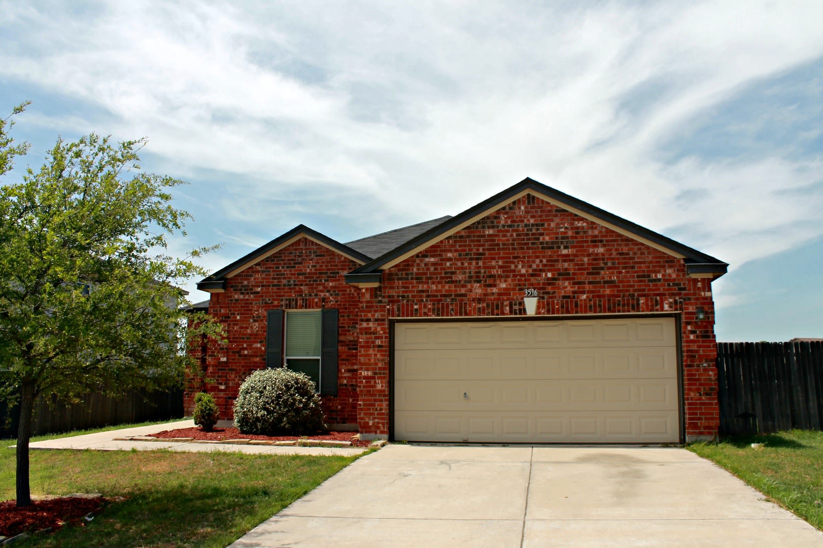 3 Bedroom, 2 Bath Home in Round Rock – photo 3
