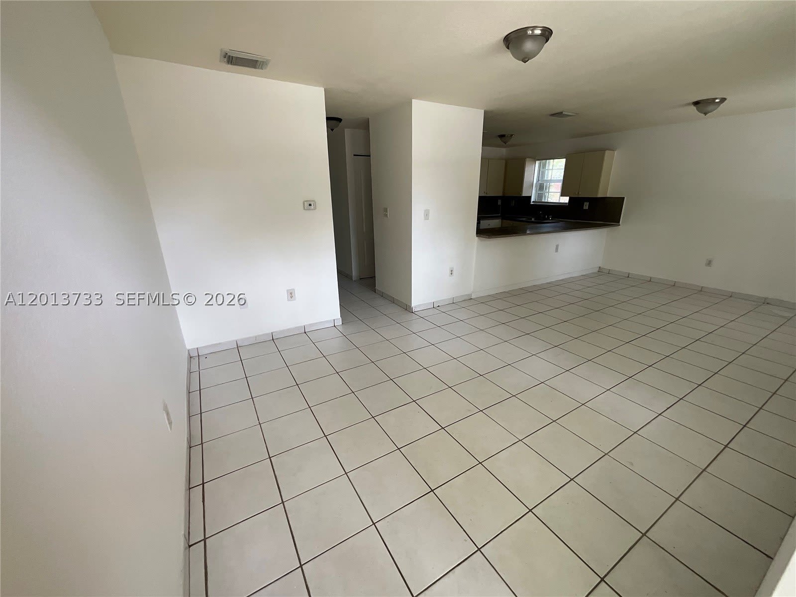 209 NE 141st St – photo 2