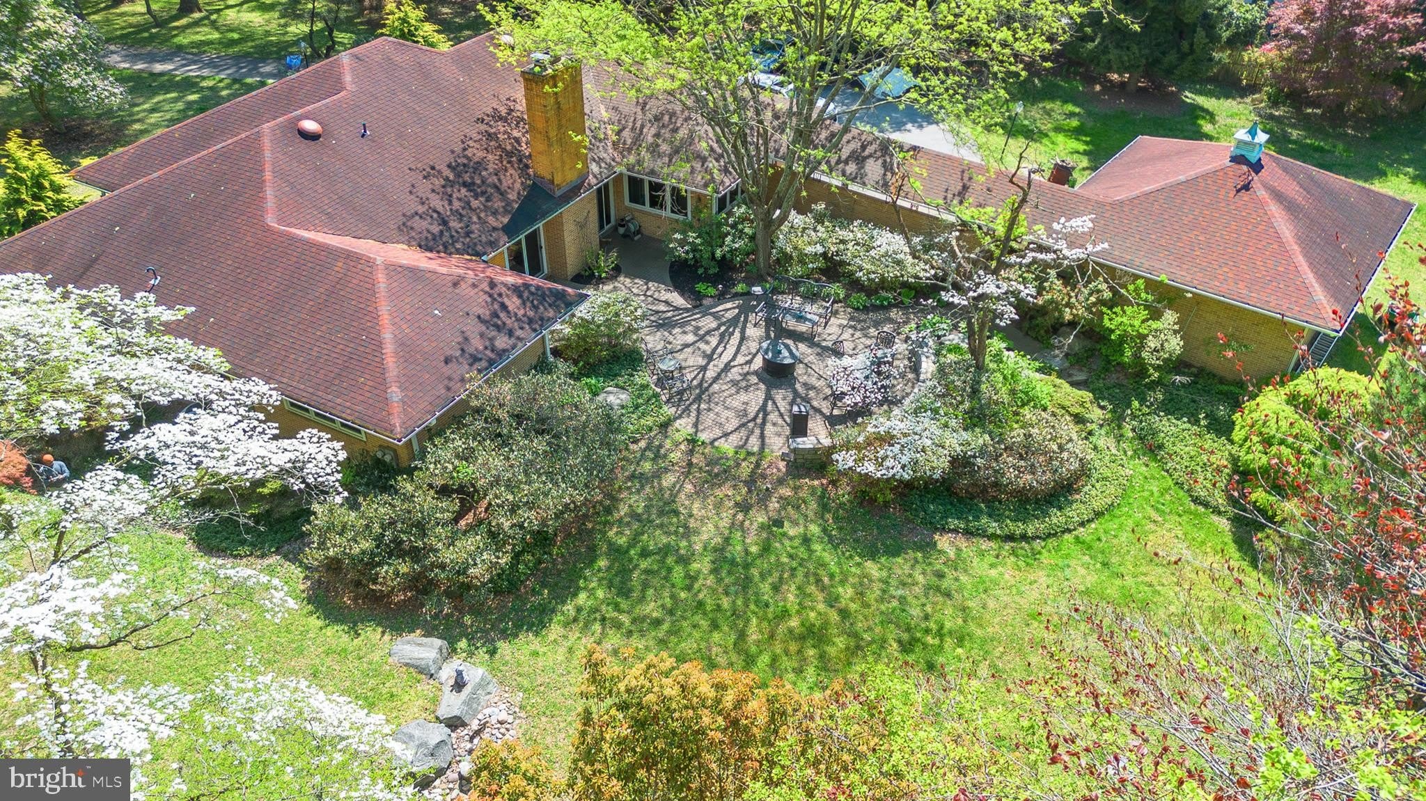501 WEBB Road – photo 1