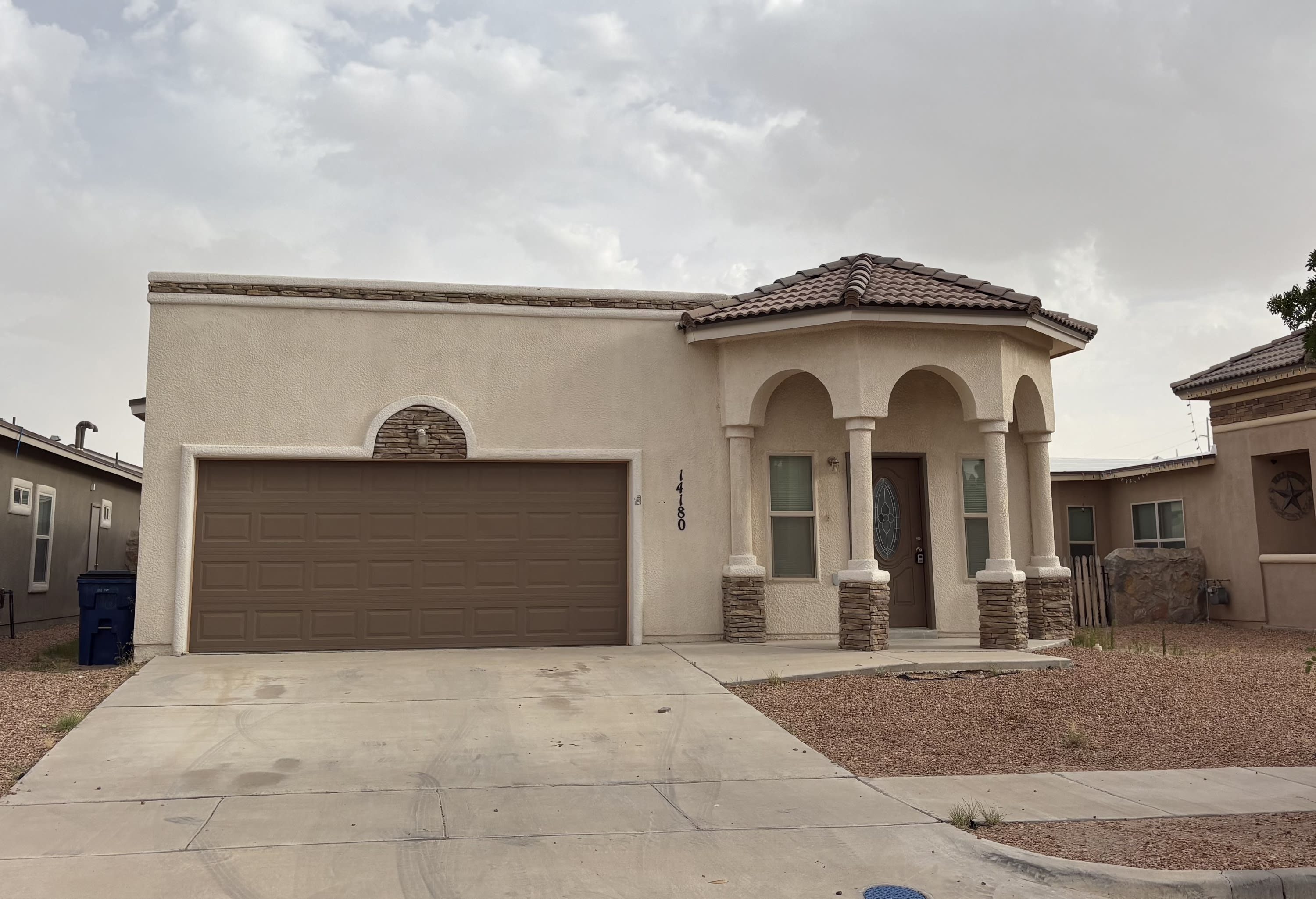 14180 Charles Pollock Avenue – photo 1