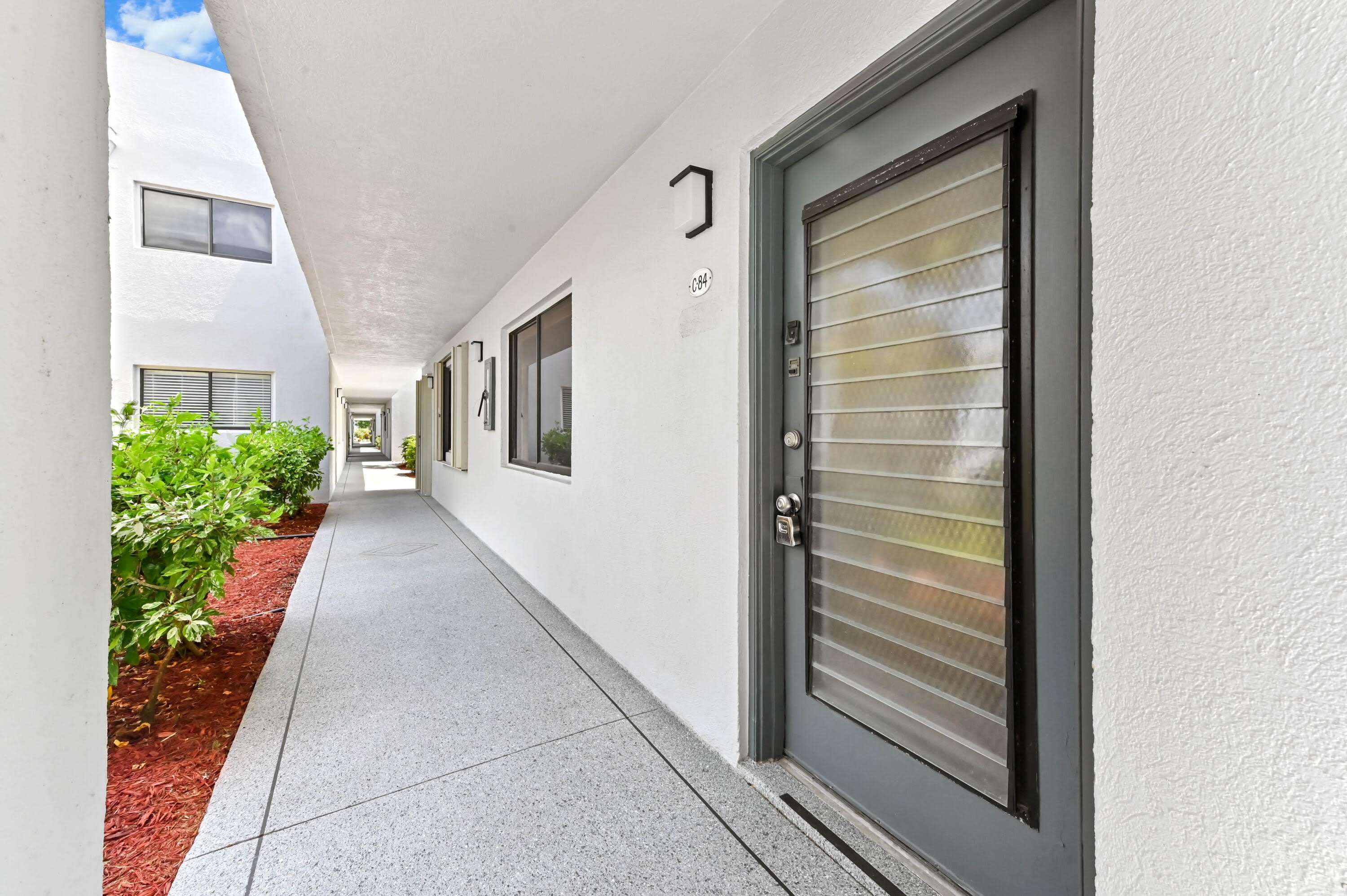 15054 Ashland Way – photo 3
