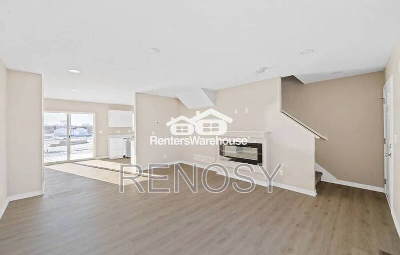 102 E Sycamore Street – photo 2