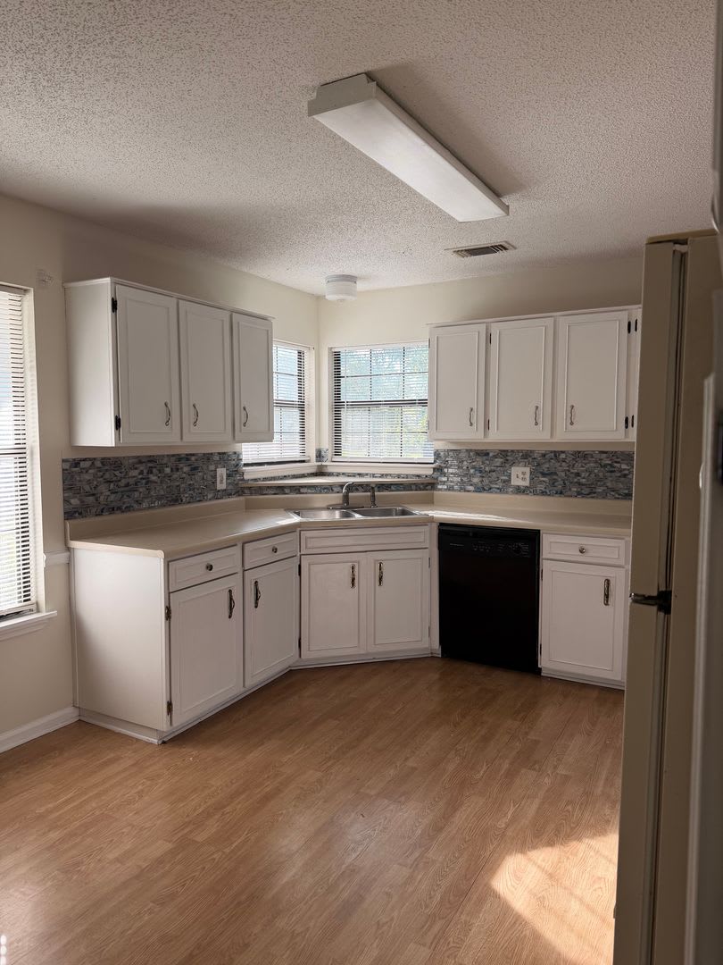 1 Fleming Dr. – photo 2
