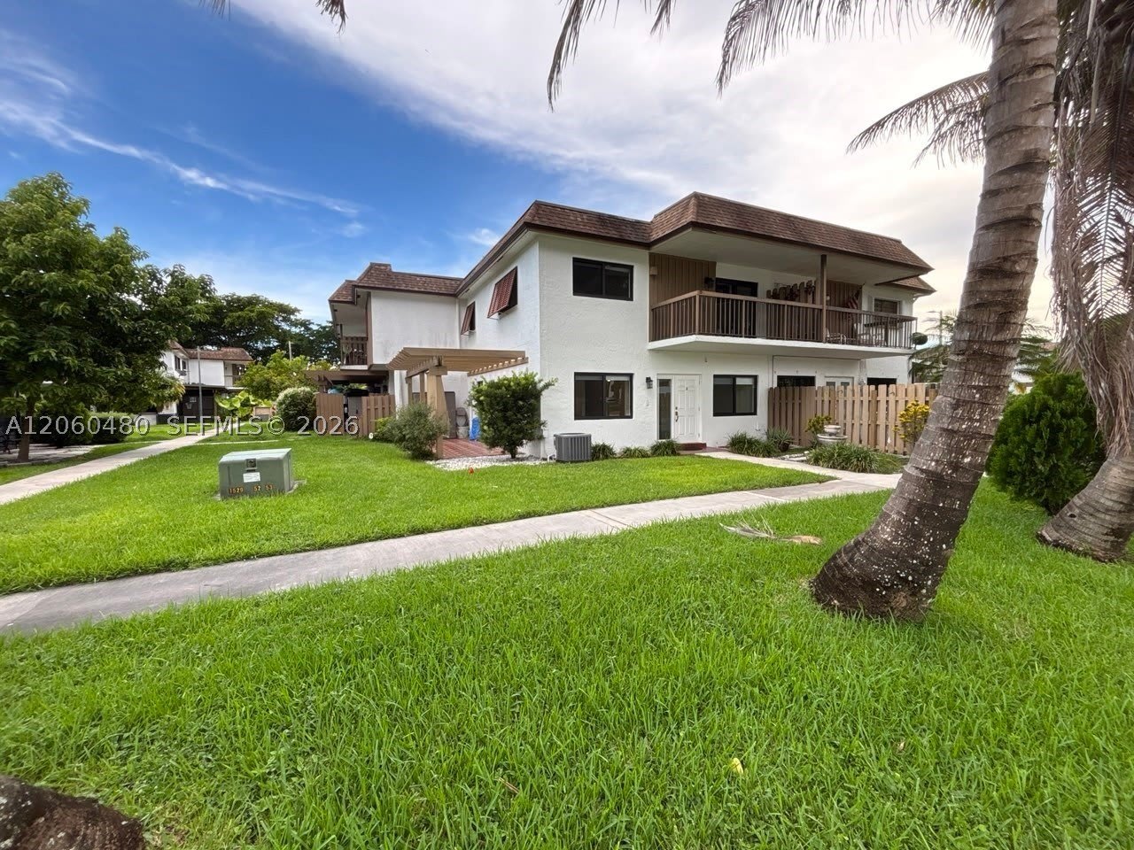 6900 Nw 169Th St – photo 2