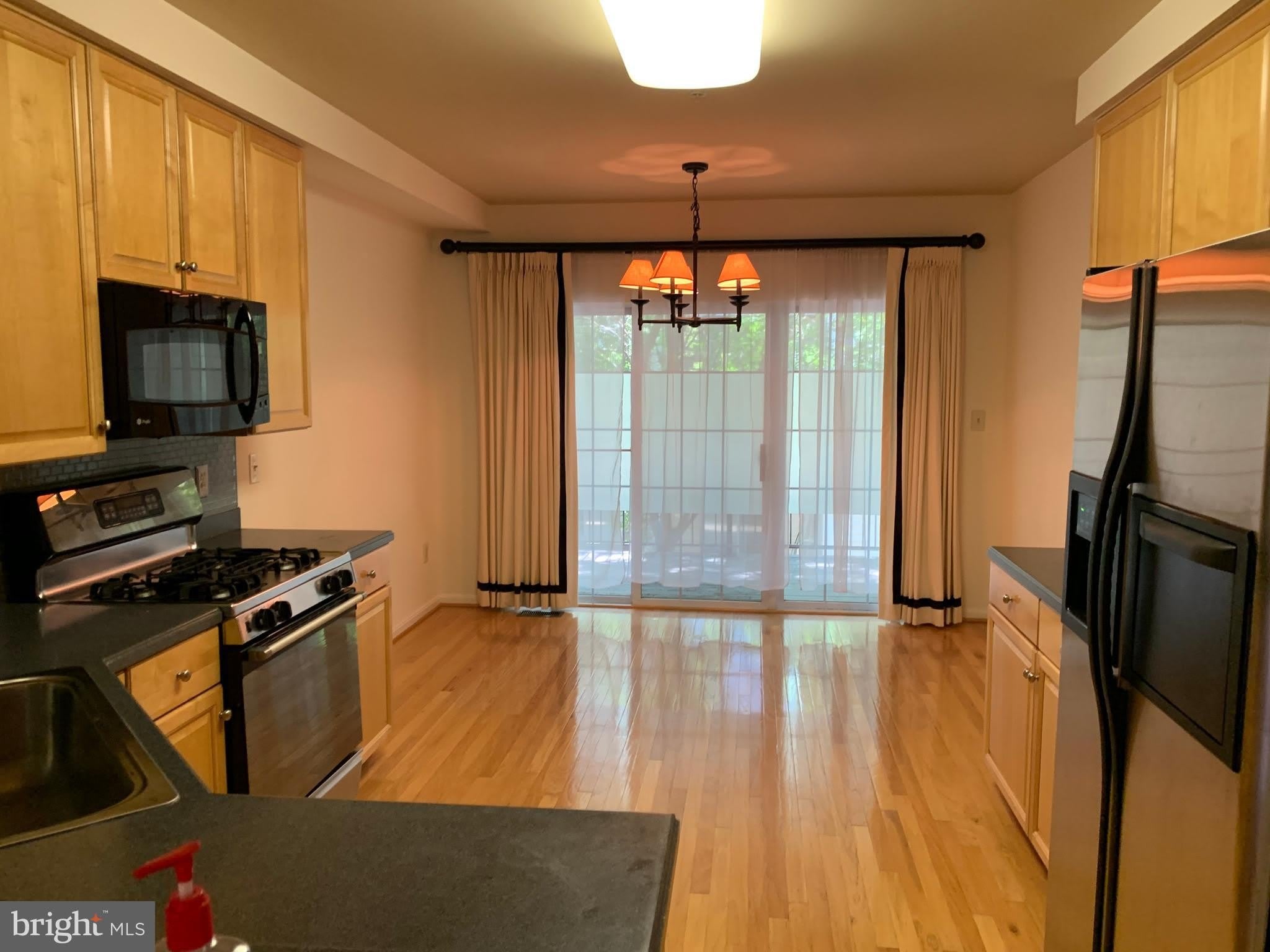 1591 LEEDS CASTLE Drive – photo 3