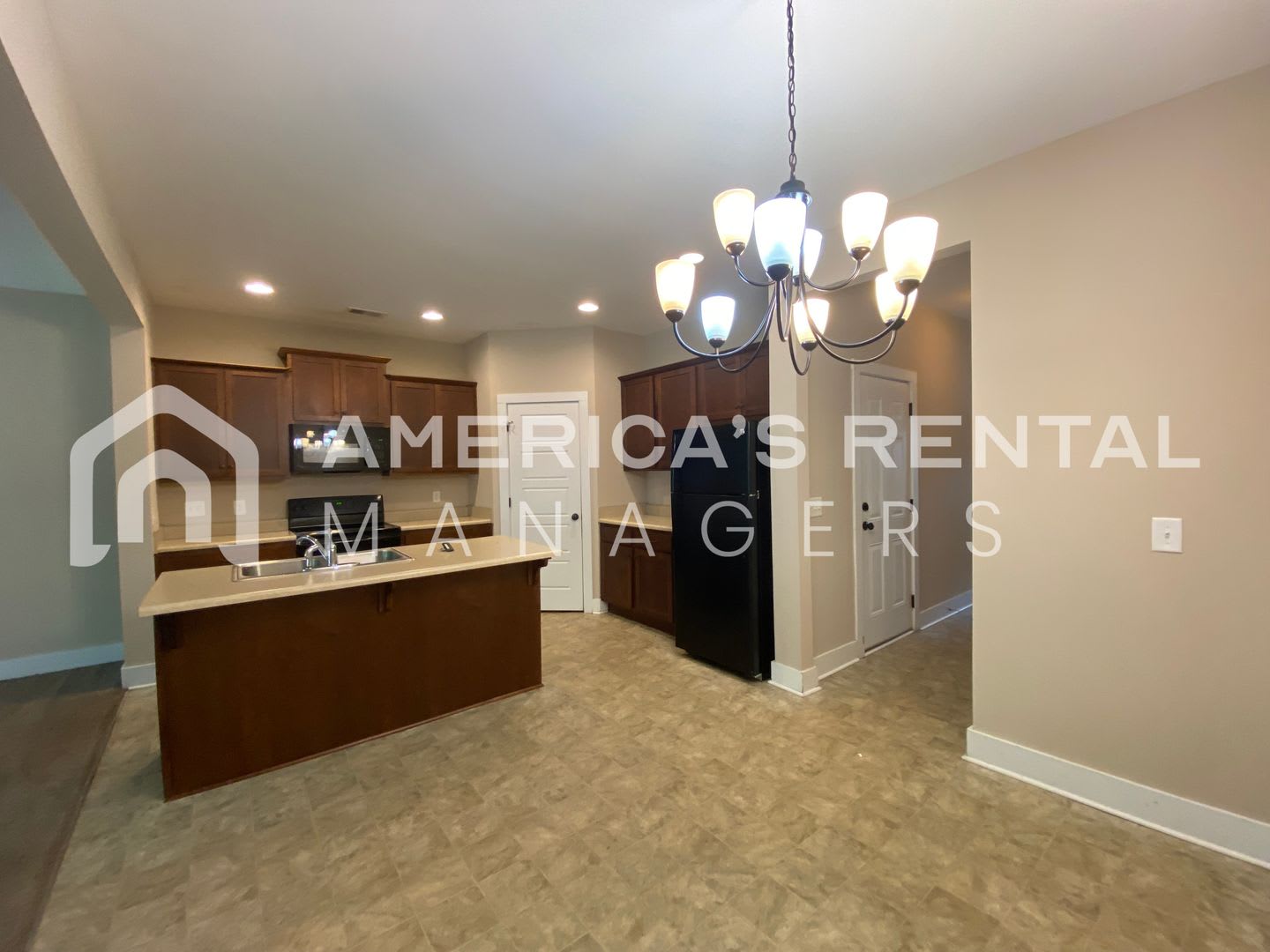 Spacious Town Home in Gardendale – photo 5