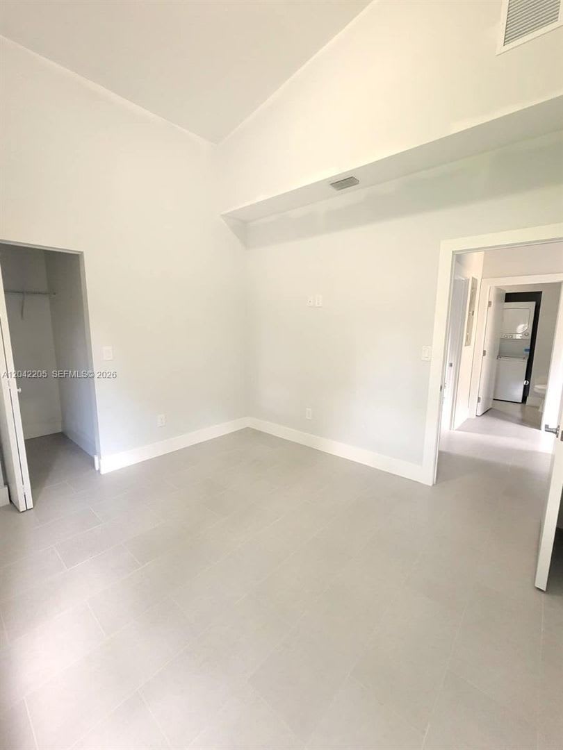 313 NE 169th Street, North Miami Beach, FL 33162 – photo 5