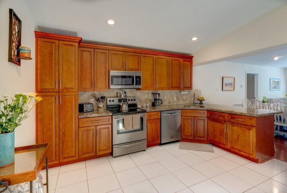 11335 Woodchuck Drive – photo 4