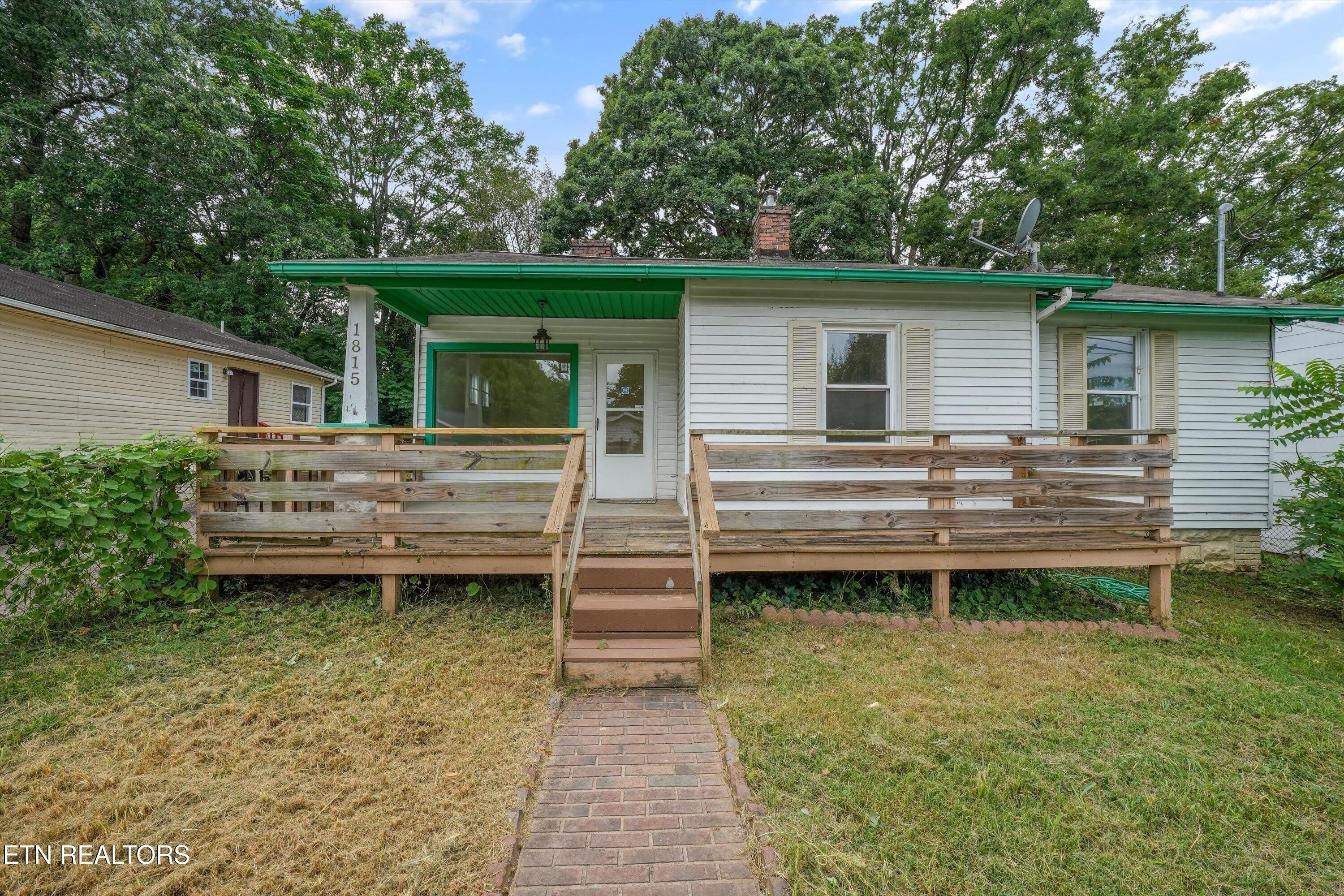 1815 Fay St – photo 2