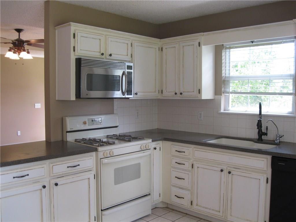 3008 Levi Lane – photo 2