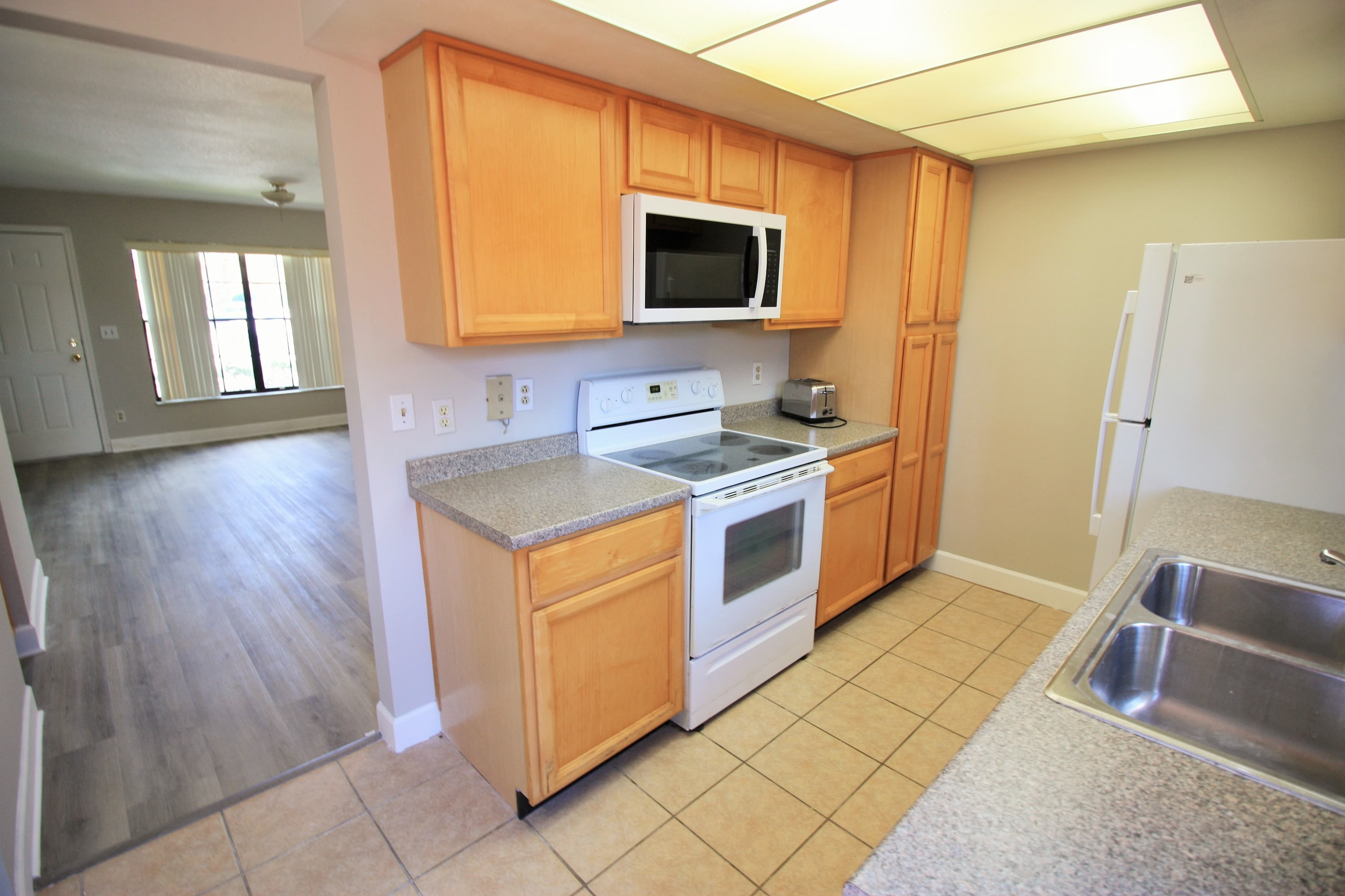 7446 Wynnewood Square 190Unit 190 – photo 5