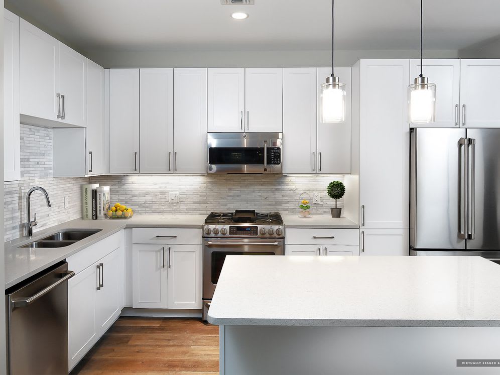 Avalon Rockville Centre – photo 1