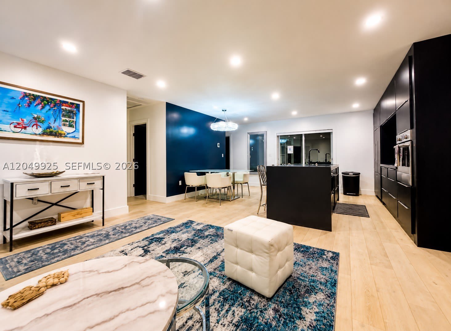145 NW 40 St – photo 3