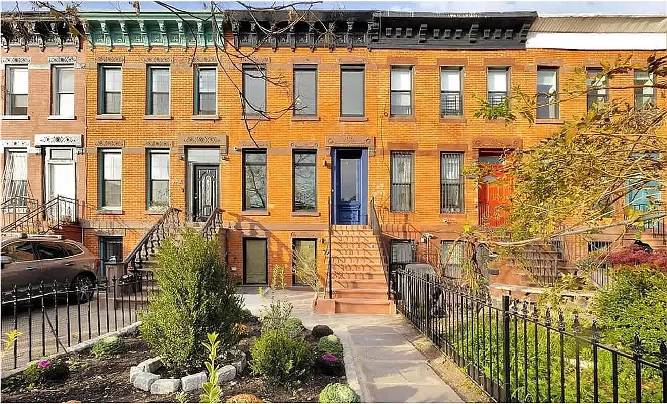 217 Lexington Avenue – photo 2