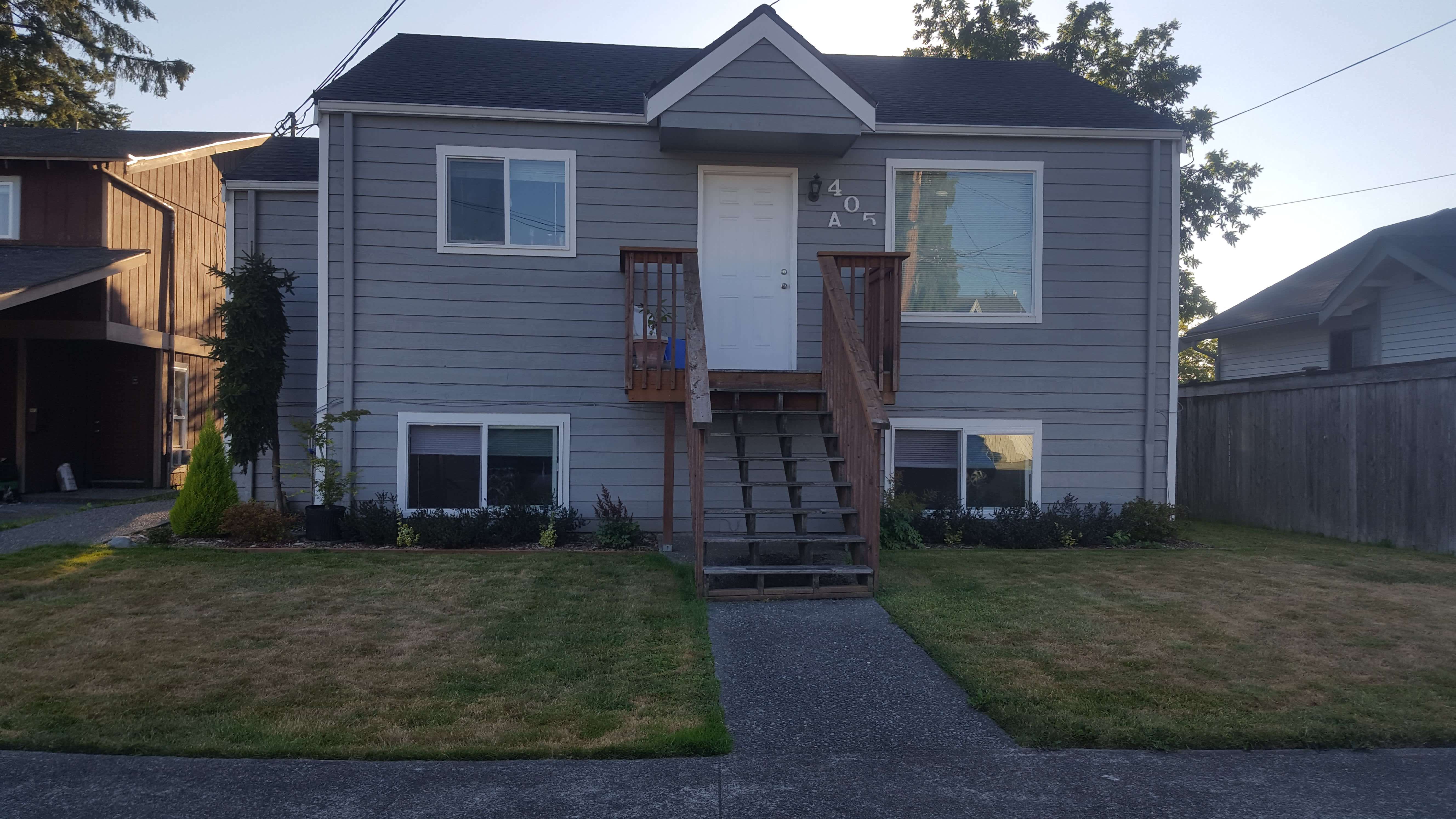 405 Williams Ave N – photo 1