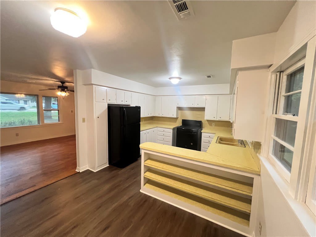 2124 Wedington Drive – photo 4