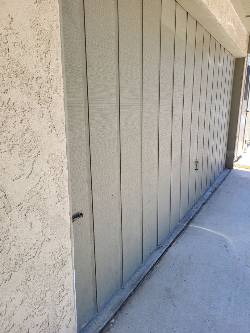 Centrally Located Two Bedroom Available Now – photo 2