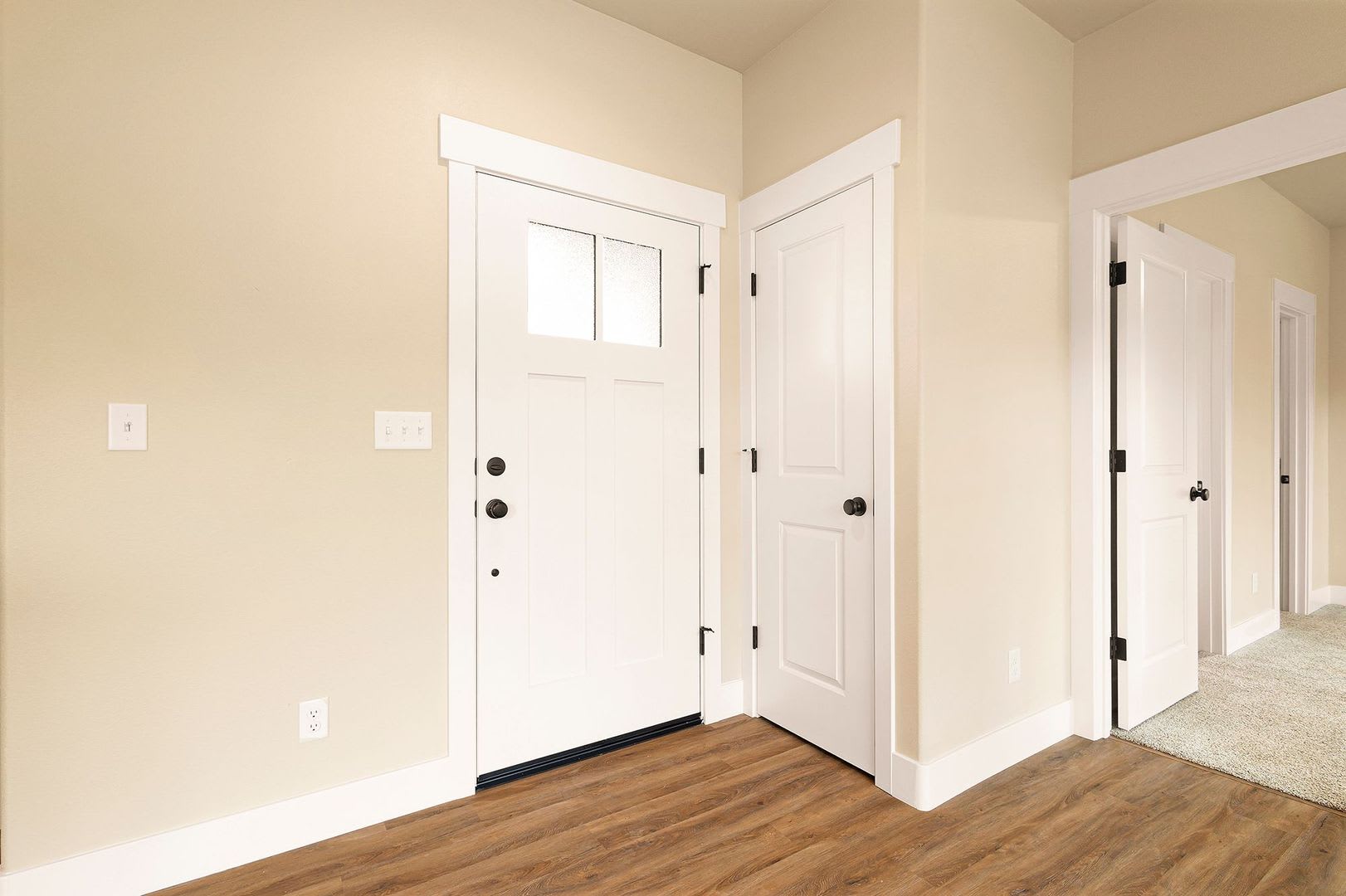 Welcome to your new 1 bedroom home nestled in the serene beauty of Paradise, CA! – photo 2