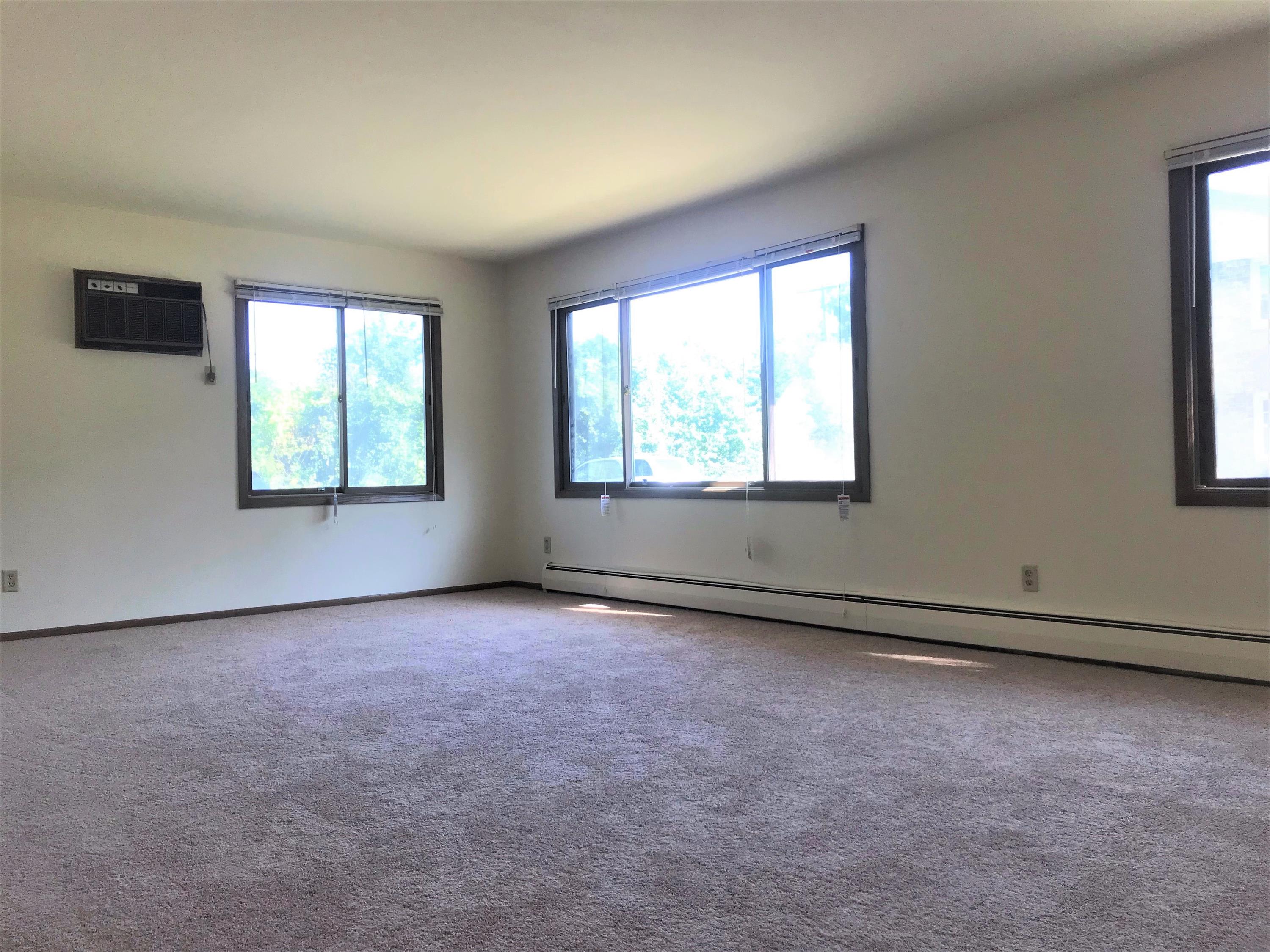 2606 Ardsley Circle #B – photo 1