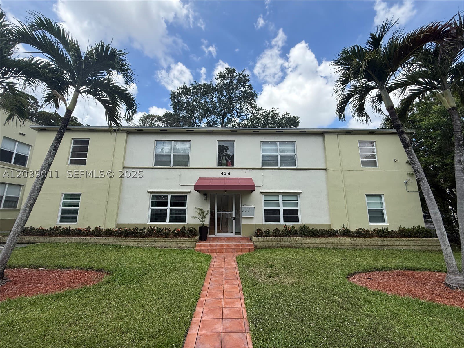 426 Ne 77Th St Rd – photo 1